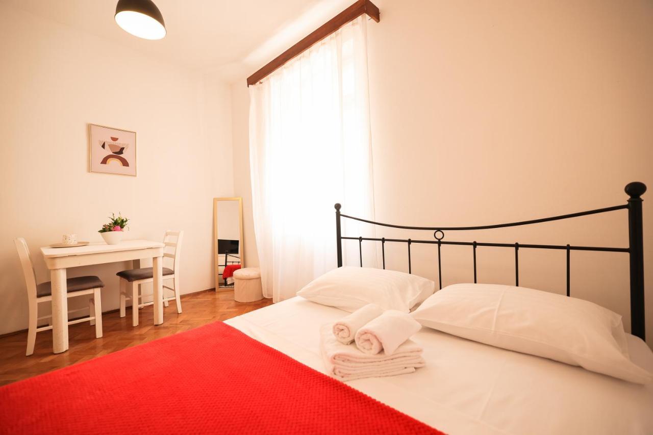 Cozy Studio In City Centar Stosija